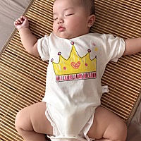 宝宝三个半月了15斤身高67厘米，很乖不爱哭闹晚上不吃夜奶，怀她的时候没有忌口护肤化妆都用，还天天熬...