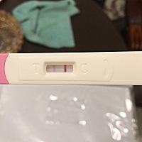 今天测试了下，这个算不算怀孕啊，我好郁闷