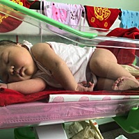 2019年7月1号，我的大宝贝儿闺女带着3640克肉肉来和我见面了！孕周40➕6，不发动，剖宫产