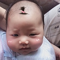 有没有宝妈有经验纠正宝宝吃奶头的？因为用奶嘴给她喂了半个月的药，导致她现在不吃我奶头了，只认奶瓶...