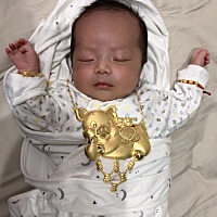 大家好 我叫黄浚宸 我已经满月啦