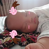 宝贝儿子一百天了，好开心有你。终于等到你。。每次你睡着了都想亲了又亲。😘😘😘