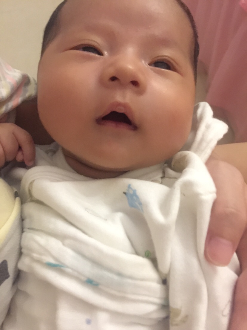 自从有了娃，开始着熬不尽的夜生活。
