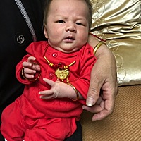 我可爱的小蛋仔80天咯🤓白天睡觉一定要抱着☺️不抱着不睡使劲哼唧🤣抱的不舒服不跟🤨混合喂...