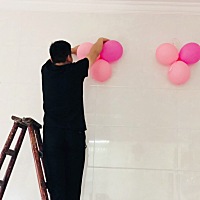宝贝女儿我们今天过双满月啦😄 爸爸、爷爷早早把气球🎈装饰好❤️ ㊗️宝贝健康快乐平安成长🌹