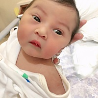 可爱的Mary Lou来到了我们身边👶🏻🍼😘爱你小宝贝～  ​