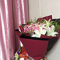 37+1早上去产检，中午回到家洗个澡发现了出一点血，因为在长沙工作，老家在徐州，所以赶紧打了打电话跟...