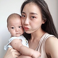 周五就要回去看妈妈了……离开女儿十多天，还没走就开始想她了，真的是太乖了。昨天打预防针也不哭...