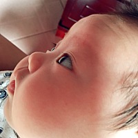 有母乳期一直喝饮料可乐的宝妈吗。每次喝完都后悔，可是真的超喜欢喝可乐😶😶😶