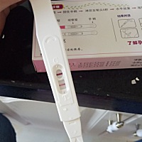 来还愿了   末次月经4月27，5月14日排卵，婚后没有避孕，三个月都没中，很紧张，一次次失望心情可想...