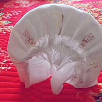 很多新手妈妈不知道用什么牌子的尿不湿好一点，夏天又热，不用又不行。我只是推荐给大家，我们家二娃一...