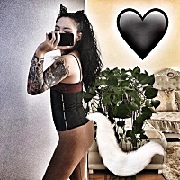 🖤 产后第48天 剖腹产真的比顺产恢复的慢的多 但是我对自己够狠啊！ 除了体重以外 身型基本恢复到...