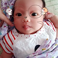 今天去医院给宝宝测了下黄疸，洗了个澡宝贝舒服啦😘😚