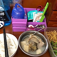 好吃，估计是饿的😀