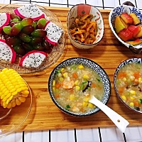 晒晒婆婆给做的早餐（太好吃了！所以吃完才过来分享～）