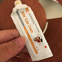 人称神仙膏，母婴店买的，简直是婴儿的神仙膏，什么奶藓，湿疹，热疹，红疹，红屁股都不在话下，真是太...