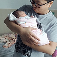 报喜了，40+5，7.19日上午十点左右规律宫缩五分钟一次，喊老公回来，婆婆做了饭，吃了午饭洗了澡十...