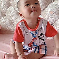 初为人母，喜悦之情无法言喻！ 7个月+3天的宝宝了！自从知道怀你，生下乃至现在以及余生，你已是妈...