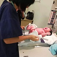 顺产小王子一枚，由于做b超显示孩子偏大，所以在39周时助产士选择试试拨宫口看孩子能不能提前发动。...