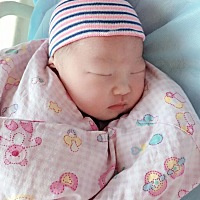 7.16！中午12：10在经历水囊，人工破膜，催产针的折磨下成功顺产下6.4斤女宝宝。在产房目睹全过程，...