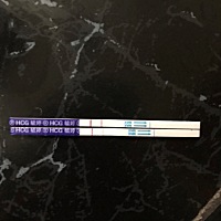 上个月25号来的，第一张是7月24下午测的，第二张是7月25早上起床测的