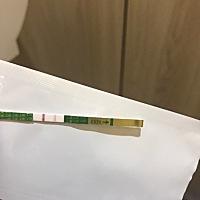 求各位小姐姐给看下，这是什么情况？昨天刚在一个帖子里说求好孕！！
