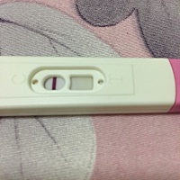 求助 7月3日末次月经7月9日完  17号排卵 今天用验孕棒测试了哈 看的都晕了 感觉有一点水印