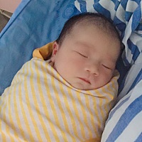 7，21凌晨5点刨宫产6斤1两女宝，39+5，男翻女，6个月B超检查出来是男孩。我本来坚持顺产的，也不怕...