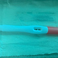 昨天吃晚餐的时候被气到，上楼和老公说话，然后哭了会，去小厕，发现内内上有血迹，顿时吓到不轻，老公...