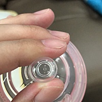 😭宝宝现在1个半月，奶瓶喂养，等到3个月还吃乳头吗？ 刚出生一周因为少奶水，婆婆忍不住每天都喂...