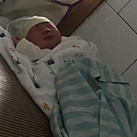 报喜了，昨天剖腹产，儿子，6.8斤，哈哈