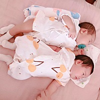 39周龙凤胎宝宝 一个六斤，一个六斤二两