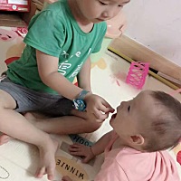 干脆不睡了吧，老公七点半上班，我要趁他在家去买菜，不然带着两个小家伙去买菜，可累了😂