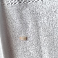 记录二宝换的第一颗乳牙，新牙长出来了乳牙才掉。昨天娃说感觉舌头顶着个东西，仔细看发现长新牙了...