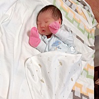 41周卸货咯，刨腹产，6.7男宝，肚子被刨开的感觉真的不想再回忆了……也祝福其他宝妈顺利生产……