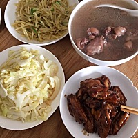 我的月子餐，前5张是妹妹在家给我做的饭菜，味道都超赞￼