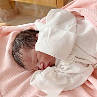 新添小棉袄一枚 “1+1=4” 一切都是最好的安排 我们会好好把你宠爱❤️ ​