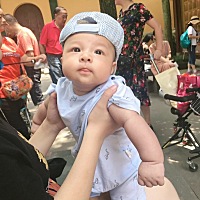 愿宝贝健康成长，平平安安。