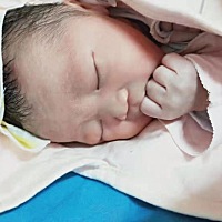 我的小王子已经出生了，预产期在8月8号，结果在8月1日这天出生了，历经14个小时的疼痛终于把他生出...