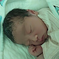 卸货了，昨天21.21分顺产生下6.3斤小男宝。没打无痛那酸爽别提了，有侧切。生下来解放多了！