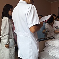 臀位宝宝剖腹产生产记 欢迎留言交流 思前想后 一辈子一次 应该把这难忘的经历记录下来。上篇 坐标： �...