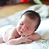 宝宝1个月零一天了。