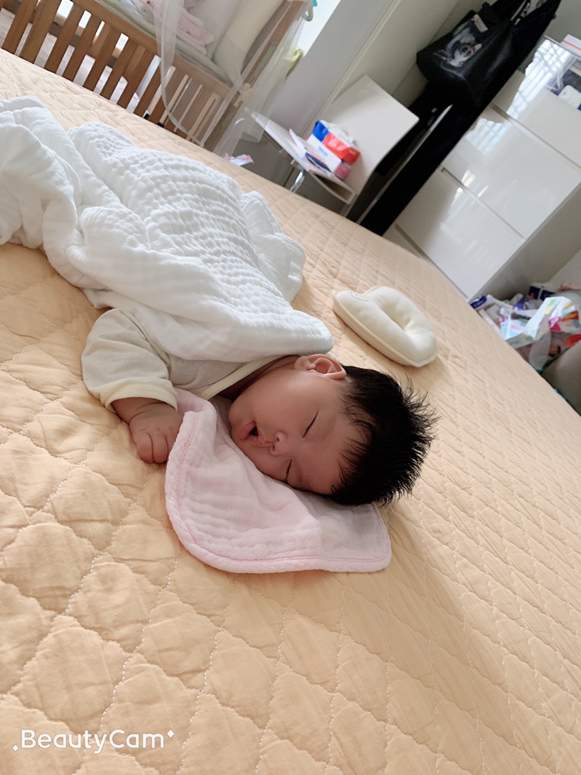 睡觉的样子好可爱