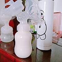 第二个吸奶器，每天倒几瓶感觉有点可惜了🤣🤣