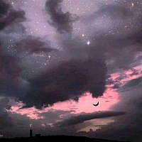无性婚姻如何走下去？ 我只能说，很难。如果说你们两个从一开始对这方面要求就不大的话还好，如果是...
