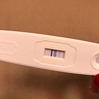 像这个情况是有了吧？是否可以今天去医院抽血检查确定呢？？经期10号还没到，还是过了经期看看再去医院...