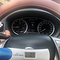 已经在医院啦！等待官方啦。