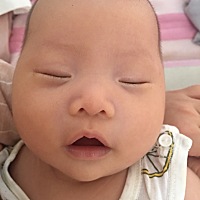 有了小天使陪伴的日子天天心情美美哒😘😘