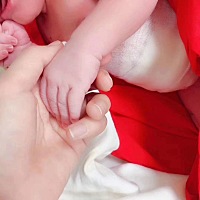 生啦生啦，过程不敢回味了，顺产5.8斤侧切了，因为耻骨低，孕期没忌口冰激凌辣条小龙虾火锅麻辣烫什...