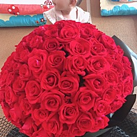情人节老公依旧记得买花送我晚安😘